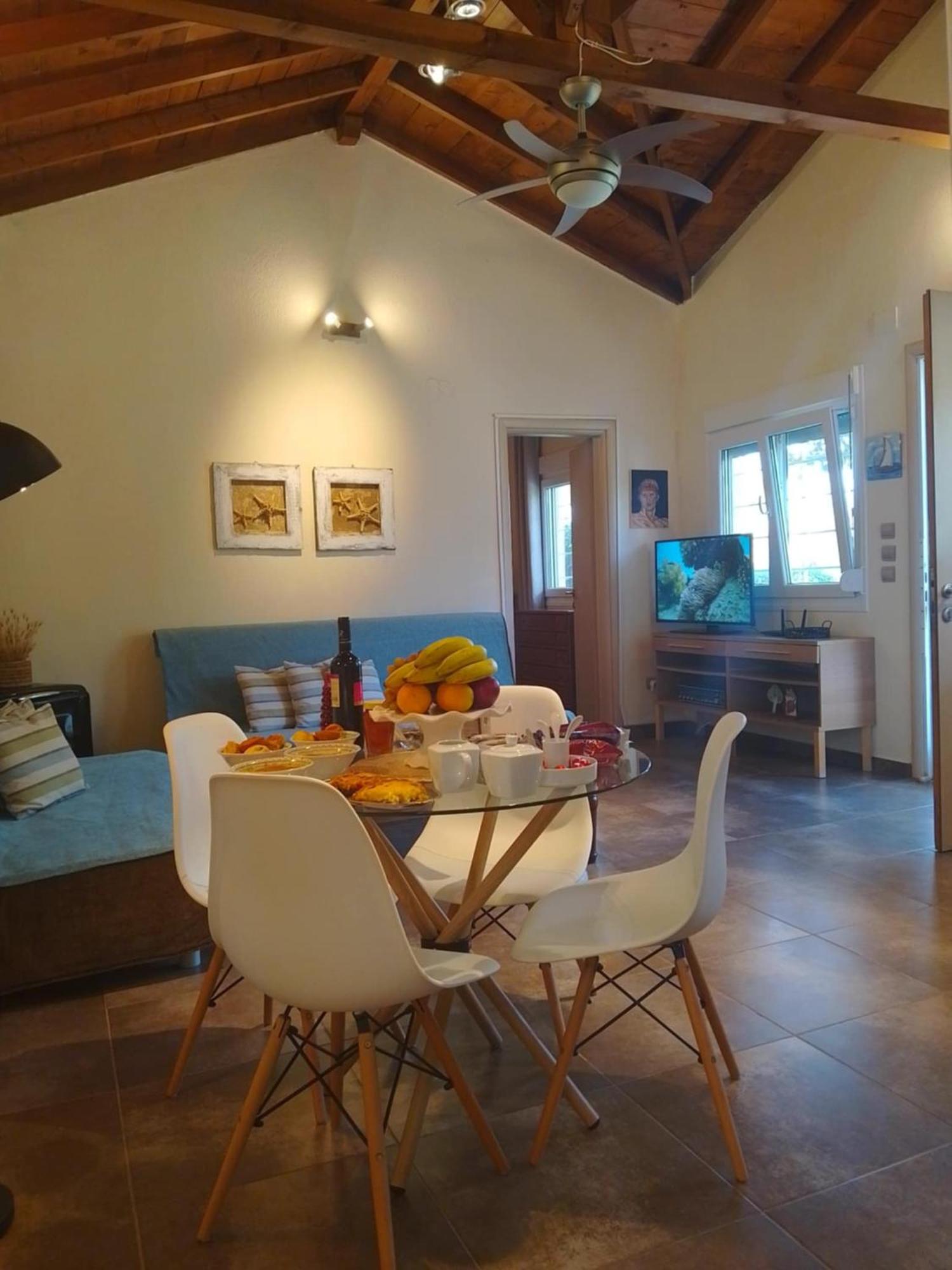 Lagoon Beach House 네아 포티데아 외부 사진